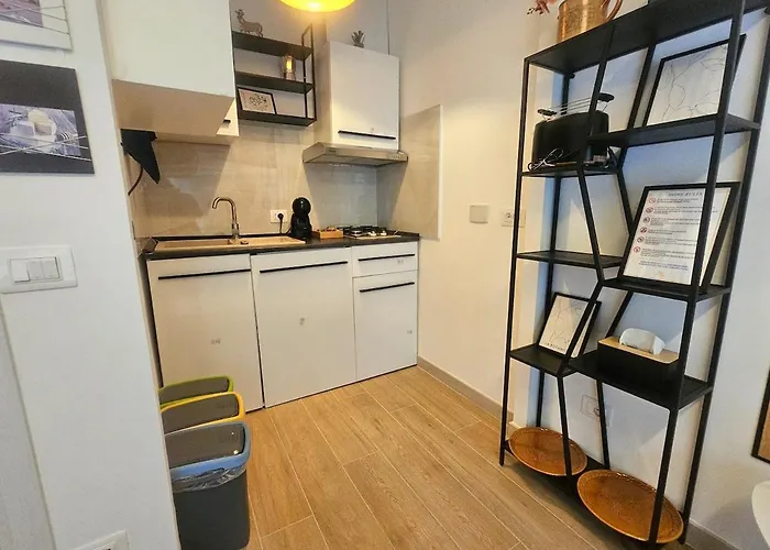 Apartment Balcony - The Sea Escape - Ml